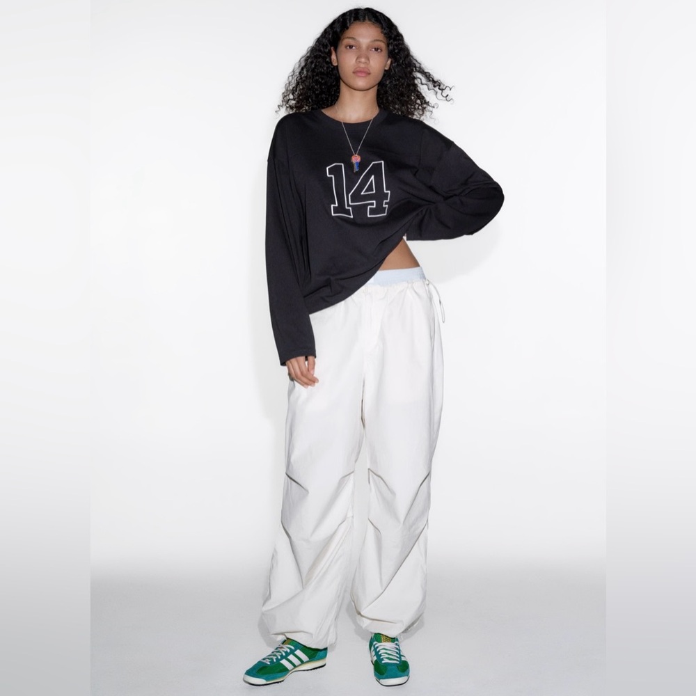 Oysho small grey cargo parachute pants - Picture 3 of 8